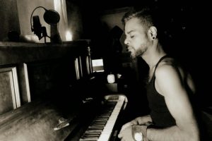 Zohar Kiaav - Musical Artist, Philosopher, Producer